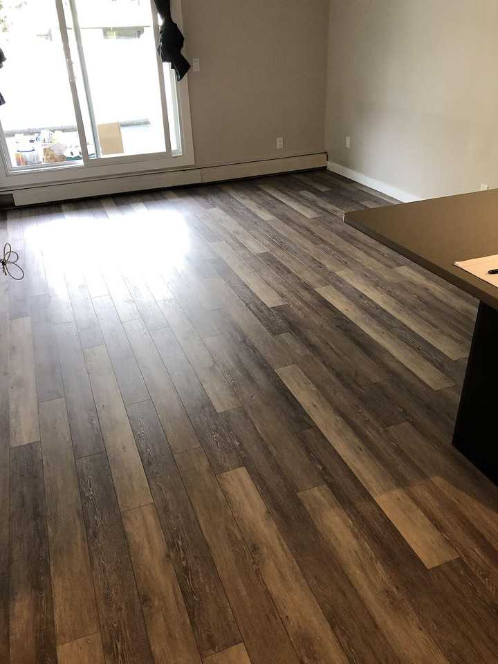 700 - 208 - 732 57 Avenue Southwest - Photo 2 of 8
