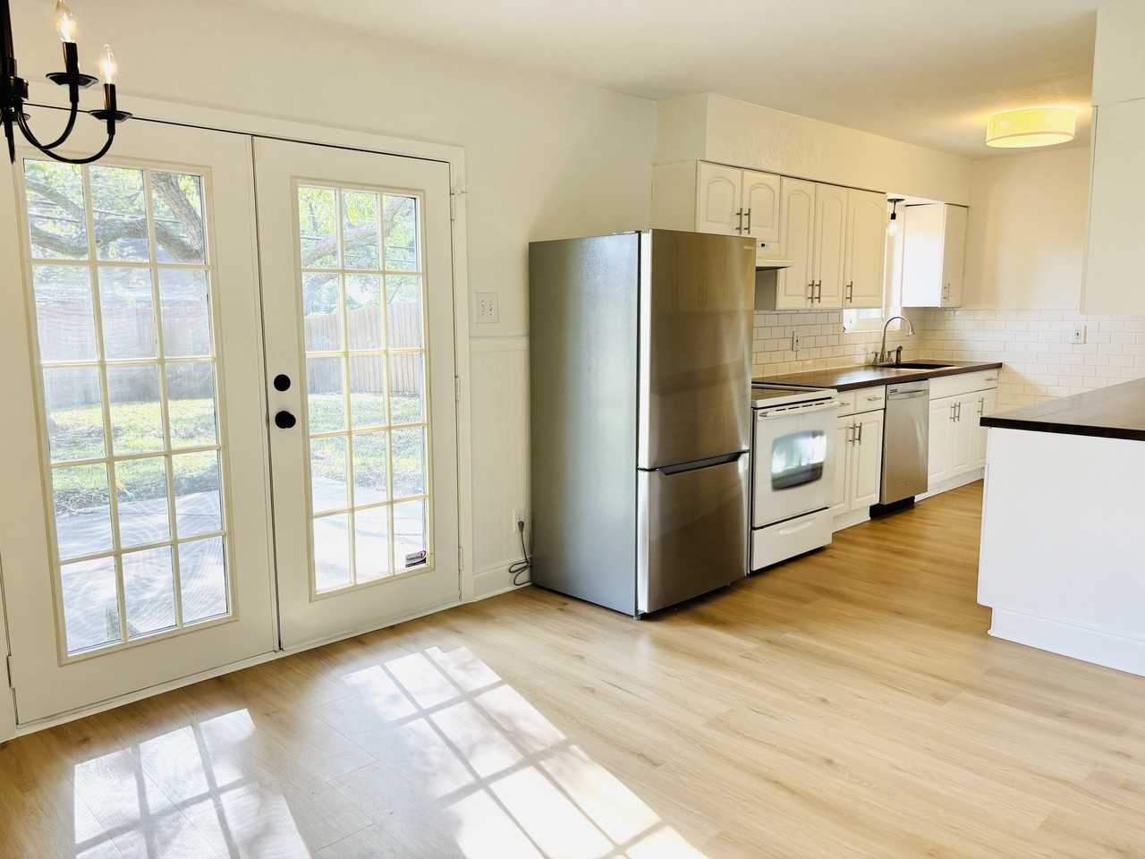 527 Melrose Dr #NA - Photo 4 of 12