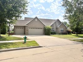 featured image of 2701 E Glenhurst Ln #NA