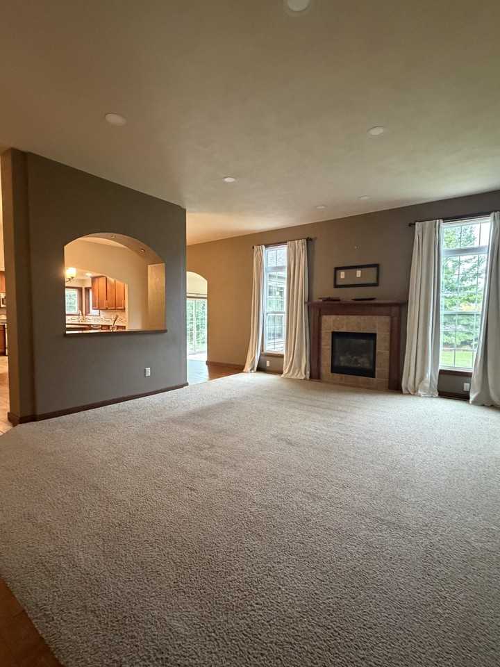 2701 E Glenhurst Ln #NA - Photo 7 of 27