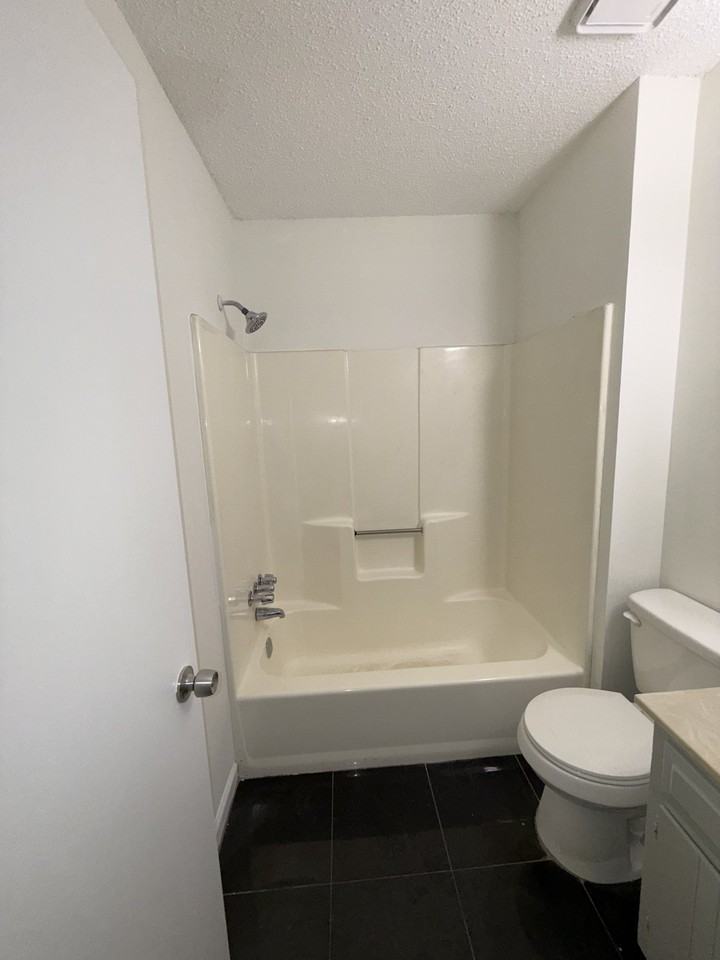 1582 Harbins Rd #1582 - Photo 5 of 16