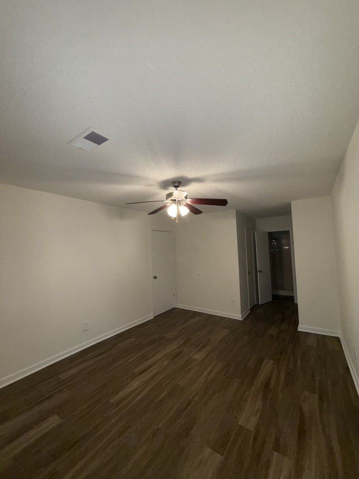 1582 Harbins Rd #1582 - Photo 7 of 16