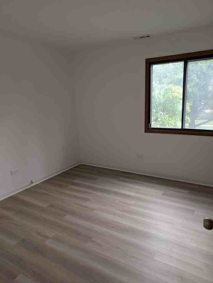 240 N Walnut St #2A - Photo 6 of 11
