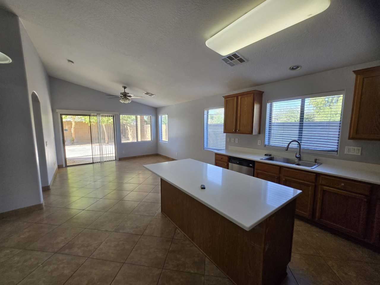 16868 W Roosevelt St #NA - Photo 5 of 11