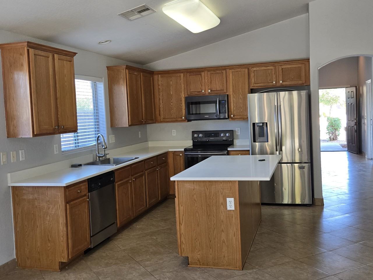 16868 W Roosevelt St #NA - Photo 7 of 11