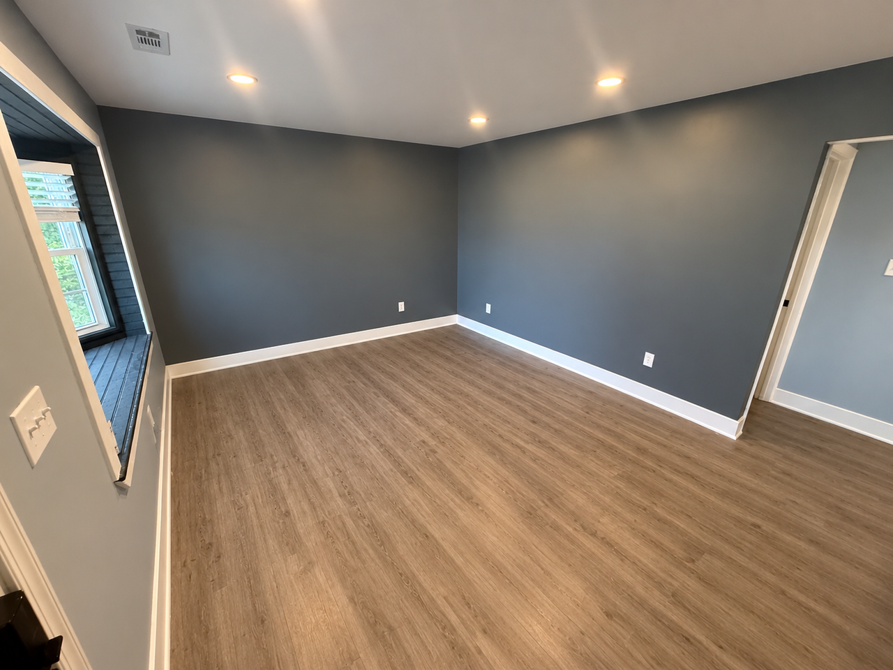 4733 Overman Ave #NA - Photo 7 of 17
