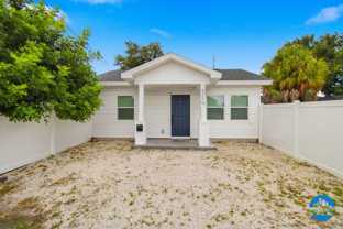 932 11th Ave S #B - Photo 1 of 1