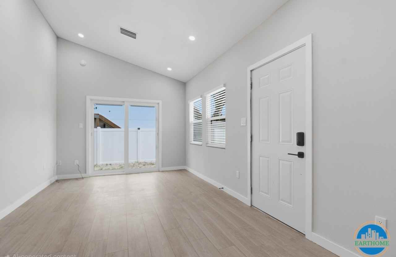 932 11th Ave S #B - Photo 7 of 29