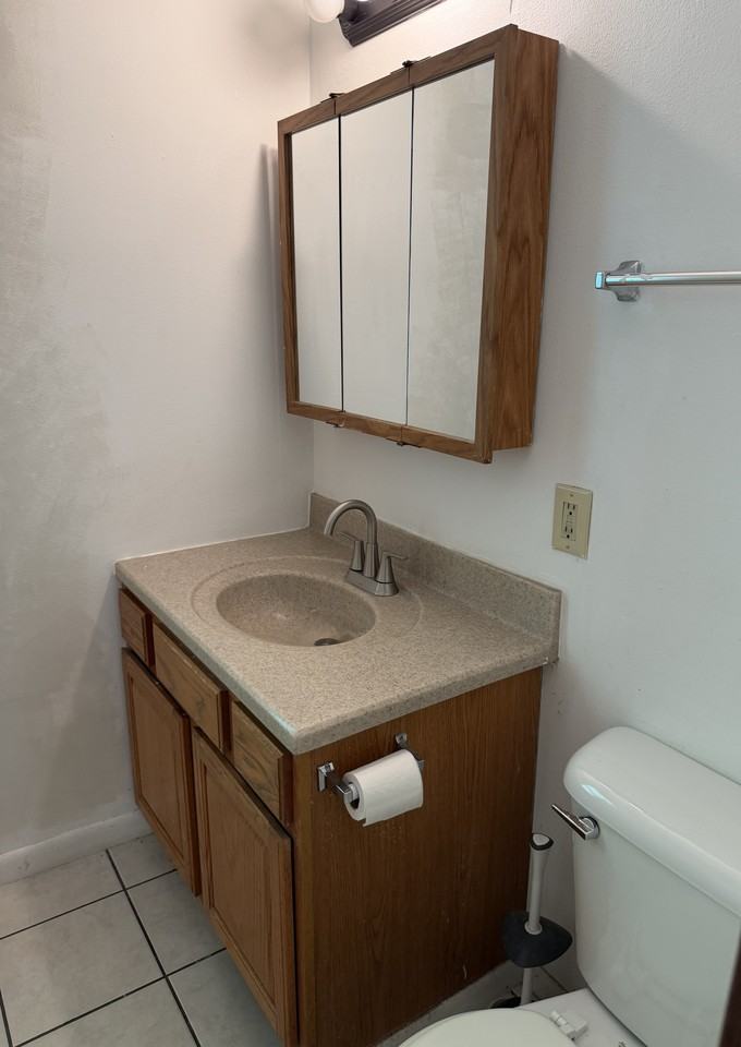 816 E Johnson St #NA - Photo 7 of 15