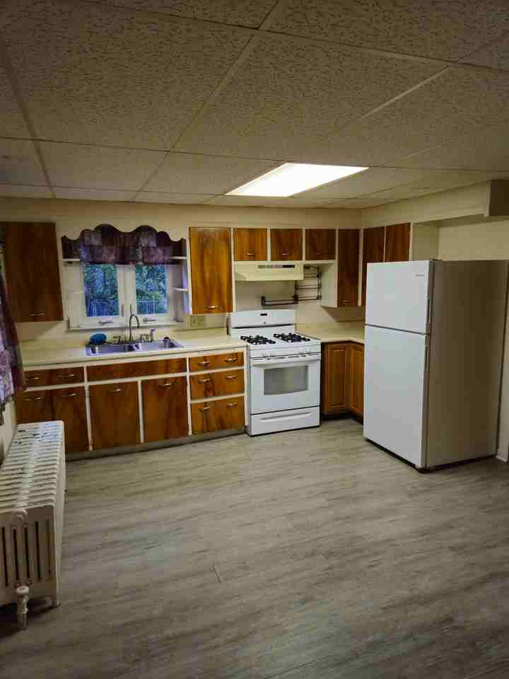 89 Eagle St #LEFT - Photo 3 of 15