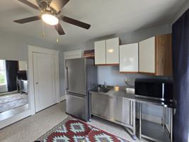 featured image of 1004 Weller Ave #NA