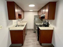 featured image of 1107 S Madison St