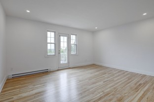 2960 Avenue Van Horne #6 - Photo 1 of 1