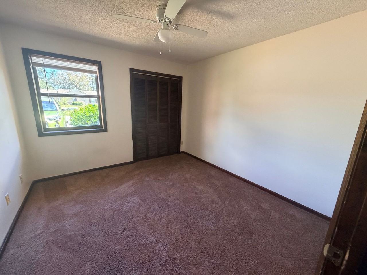 2714 Tyndall Dr - Photo 2 of 13