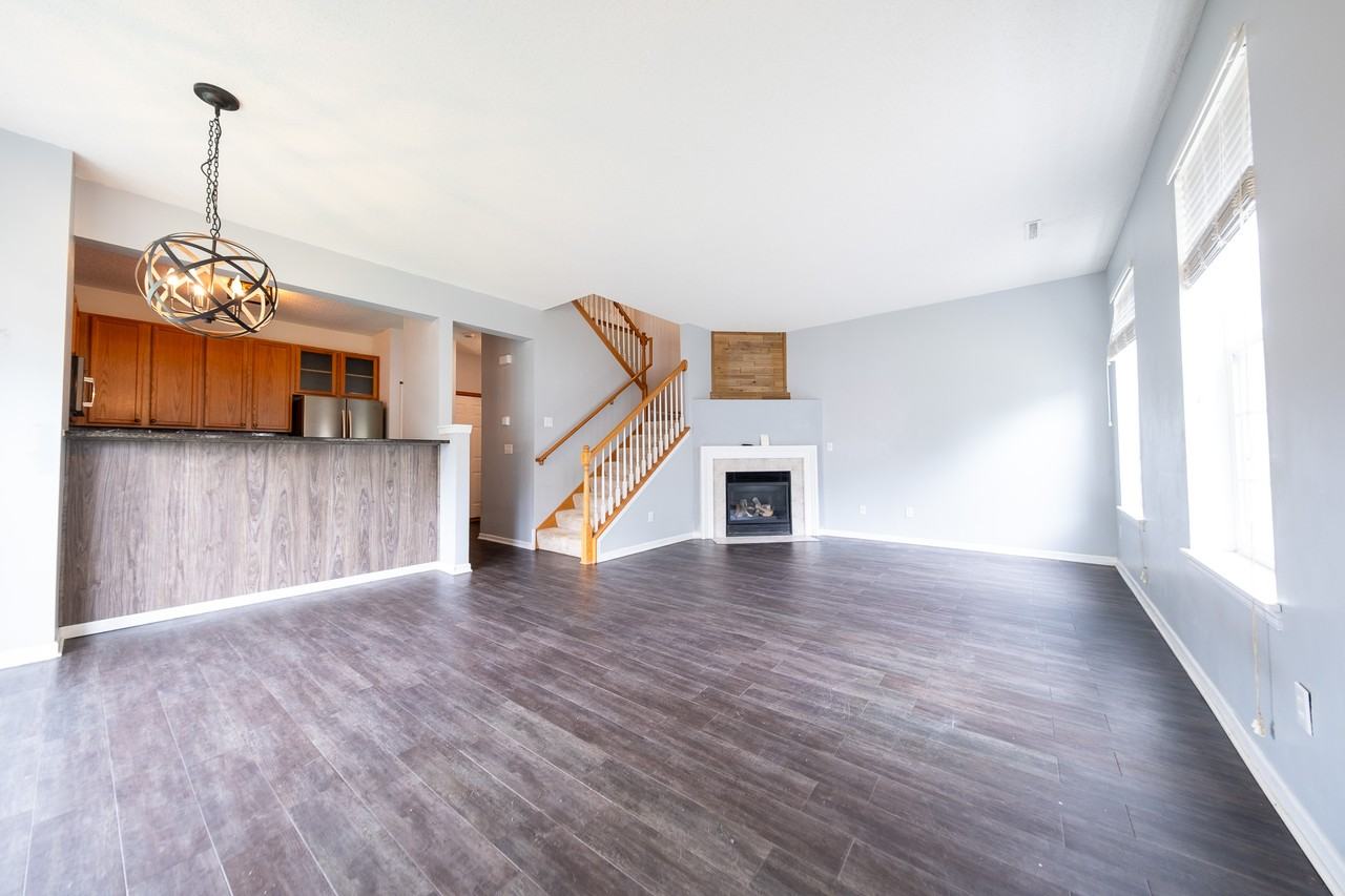 799 Cobblestone Way #1 - Photo 3 of 27
