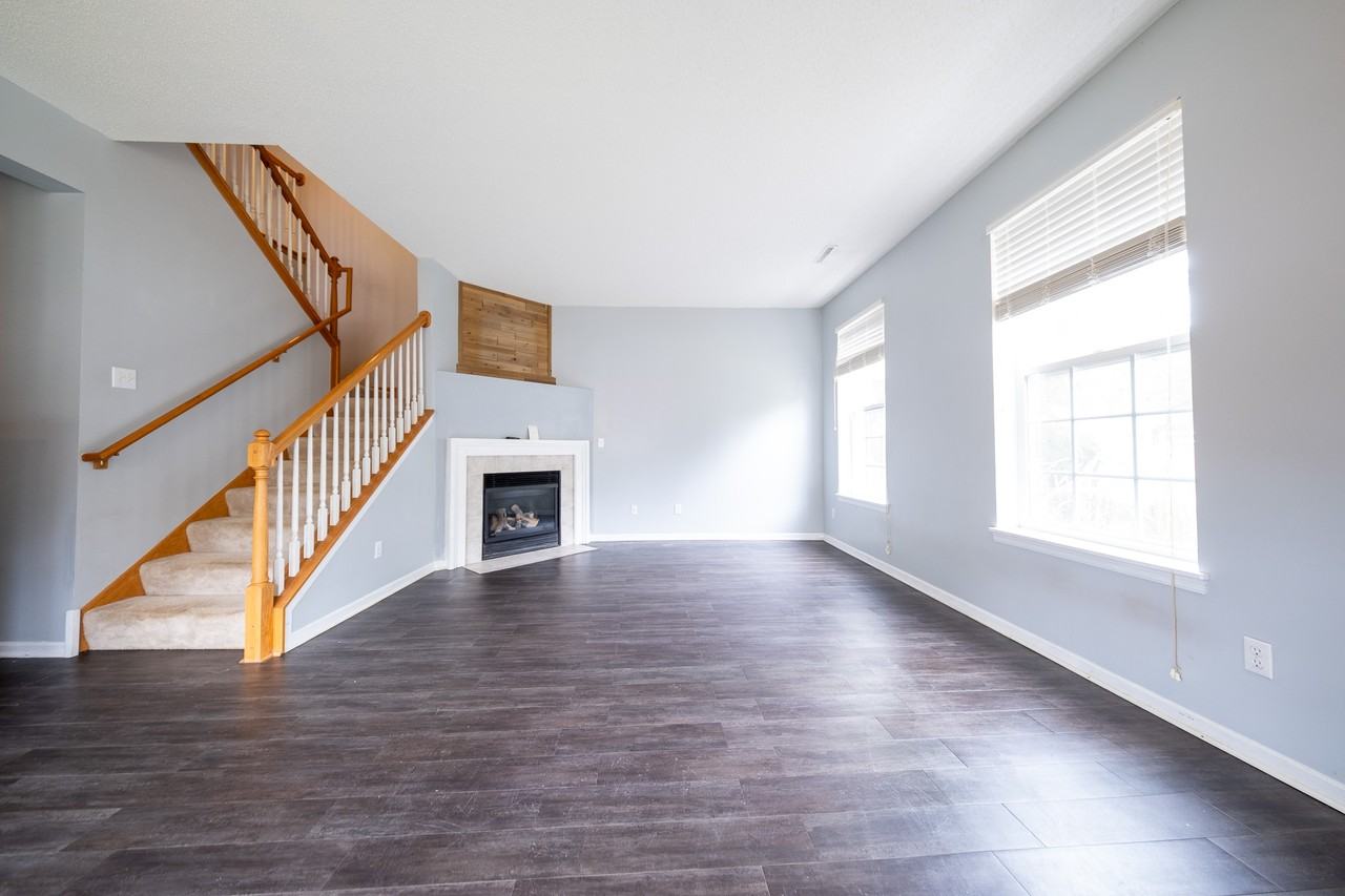 799 Cobblestone Way #1 - Photo 4 of 27