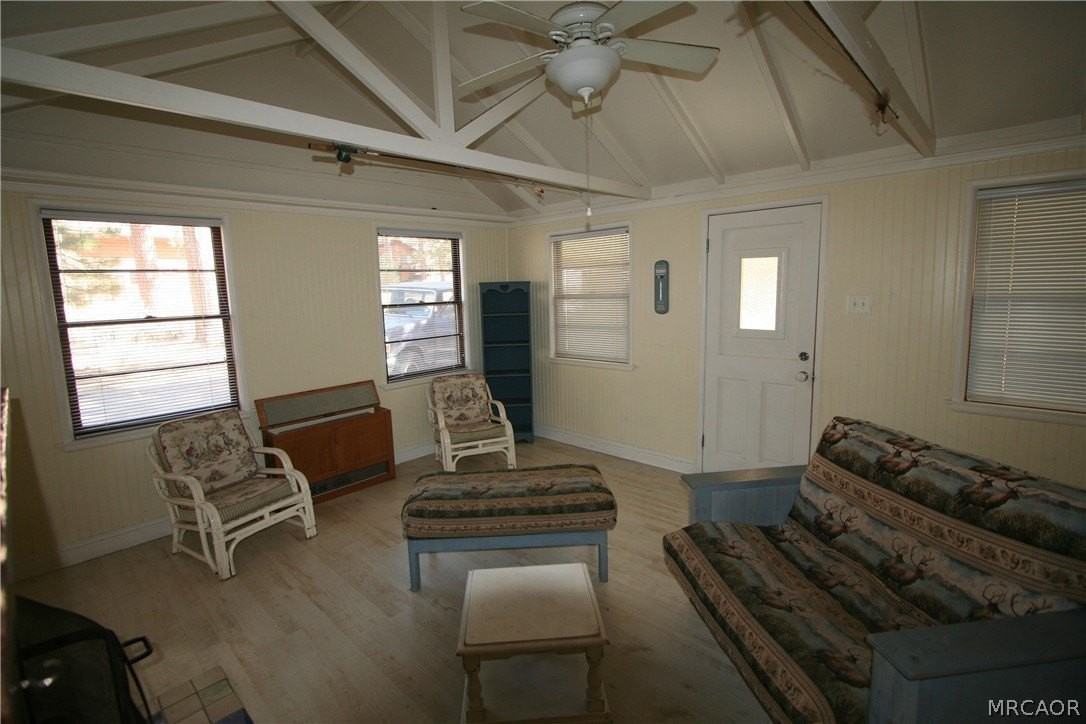1004 Canyon Rd #3 - Photo 3 of 7