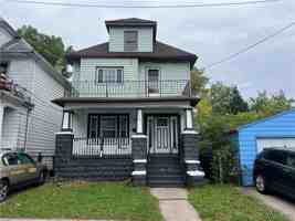 featured image of 110 Briscoe Ave