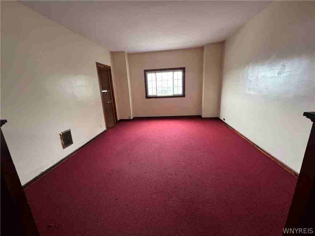 110 Briscoe Ave - Photo 7 of 28