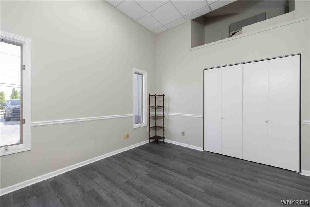 116 Lake Ave - Photo 6 of 11
