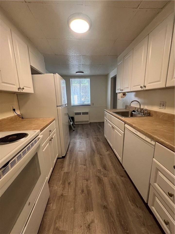 1077 East Ave #2A - Photo 6 of 16