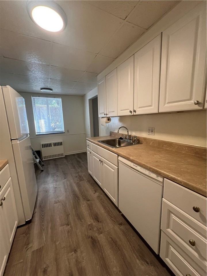 1077 East Ave #2A - Photo 7 of 16