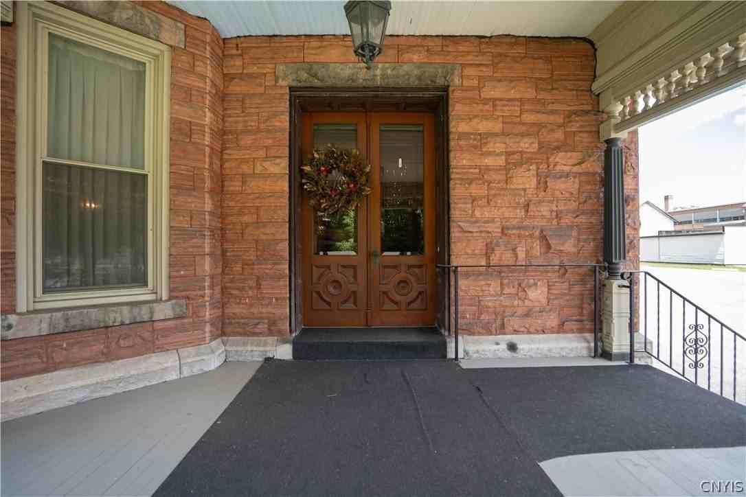 75 E Genesee St - Photo 5 of 47