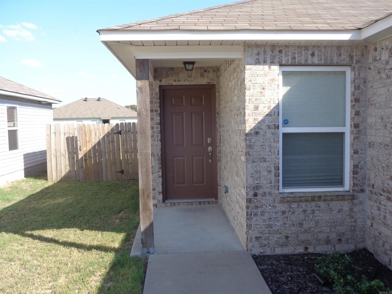 1804 Peony St - Photo 7 of 22