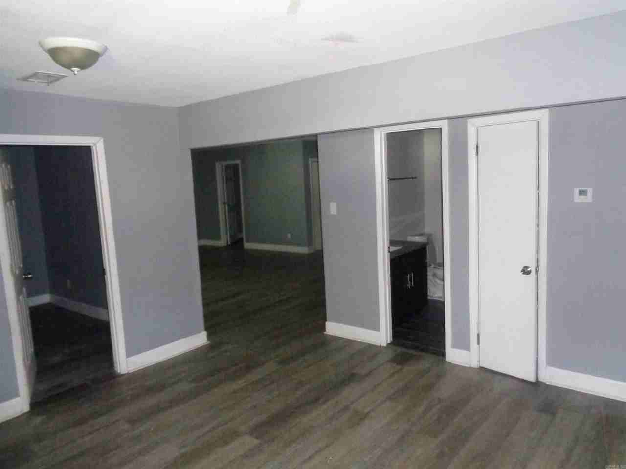 3402 Lehigh Dr - Photo 5 of 21