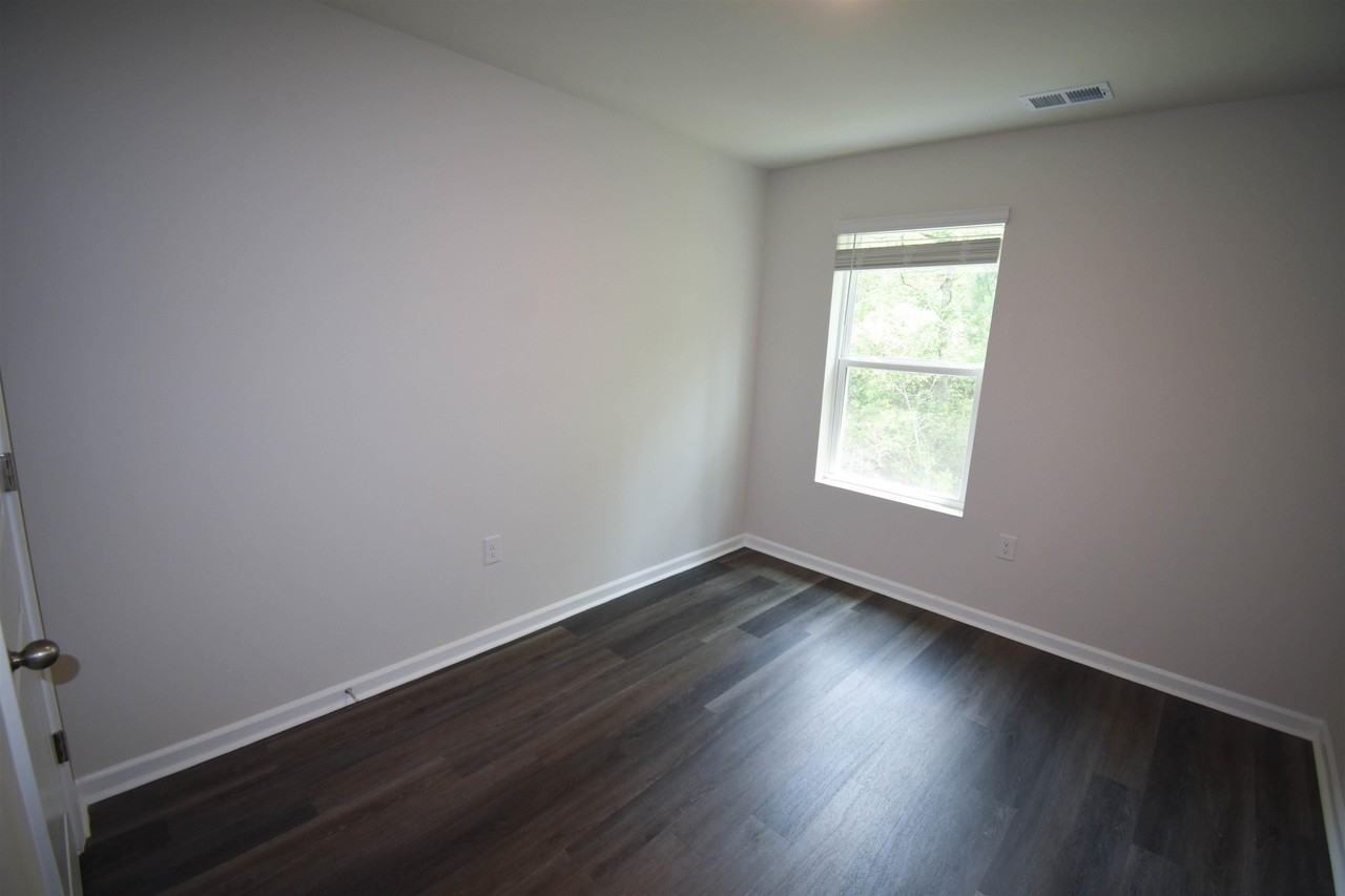 619 Golden Resin Rd - Photo 6 of 14