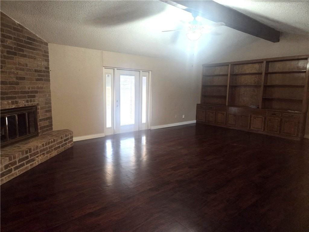 3233 Harpers Ferry St - Photo 3 of 18