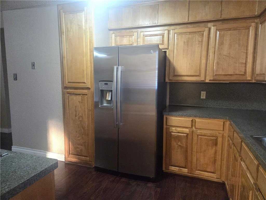 3233 Harpers Ferry St - Photo 5 of 18