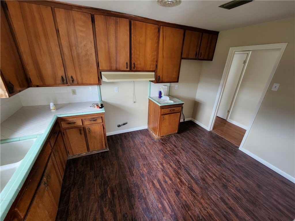 4018 San Fernando Pl - Photo 4 of 8