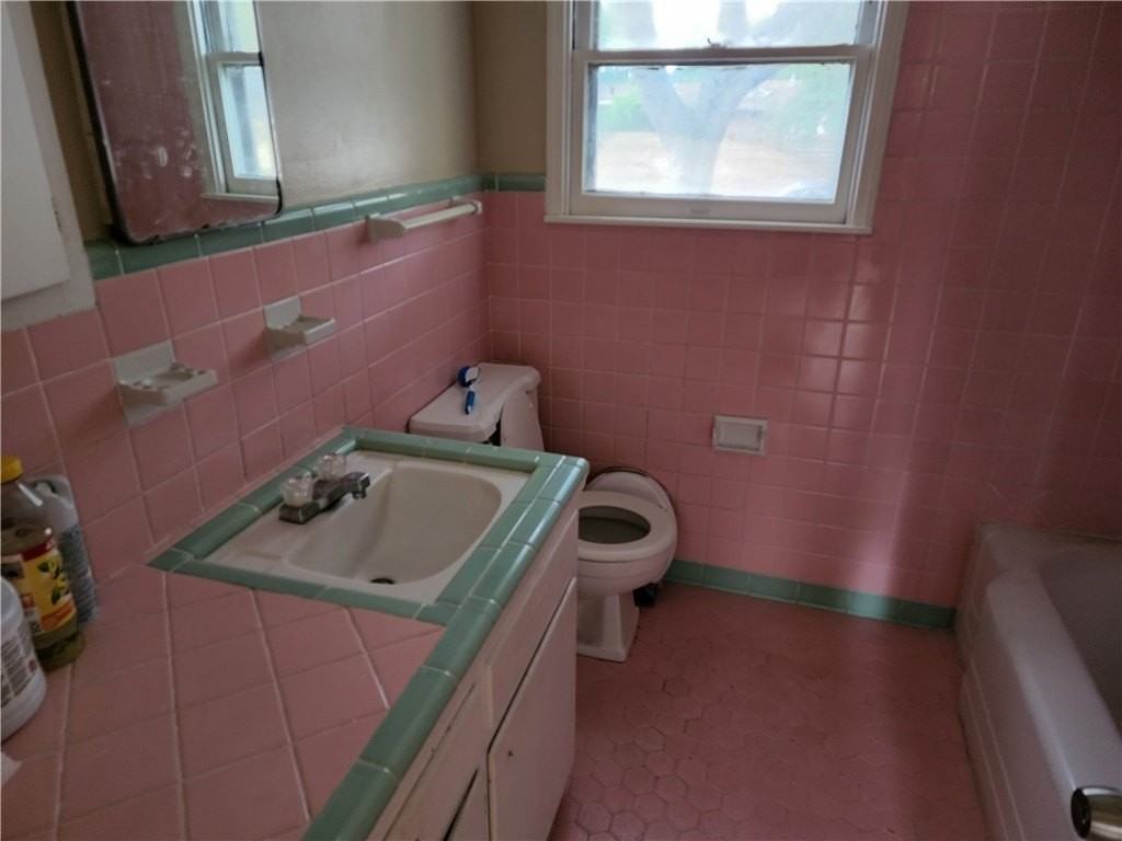 4018 San Fernando Pl - Photo 5 of 8
