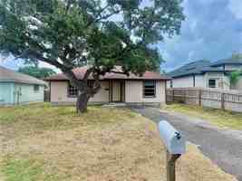 featured image of 1225 S Whitney St