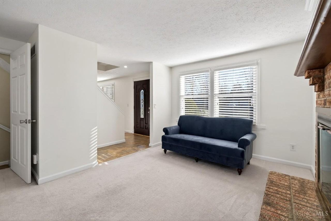 6978 Fallen Oaks Dr - Photo 4 of 22