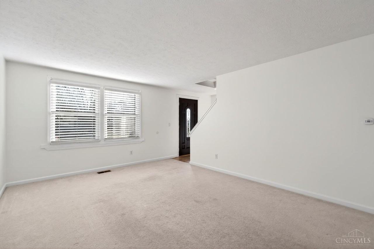 6978 Fallen Oaks Dr - Photo 6 of 22