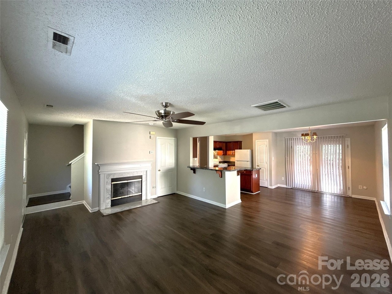 1601 Elk Creek Ct - Photo 2 of 18
