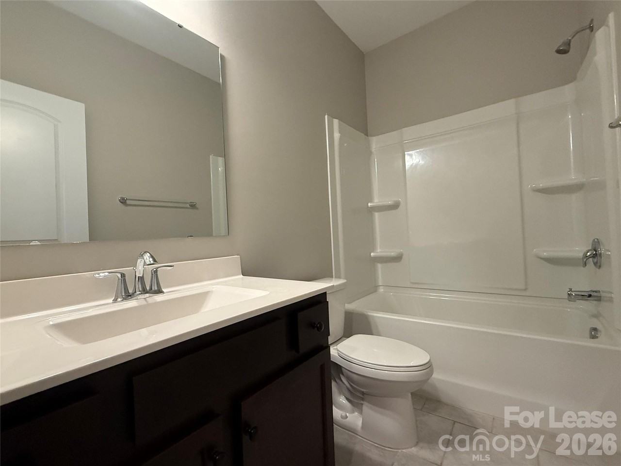 201 Old Harbor Dr - Photo 7 of 44