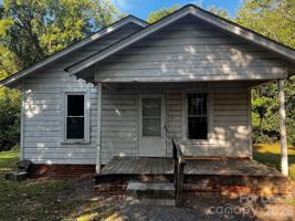featured image of 209 Berry Ave