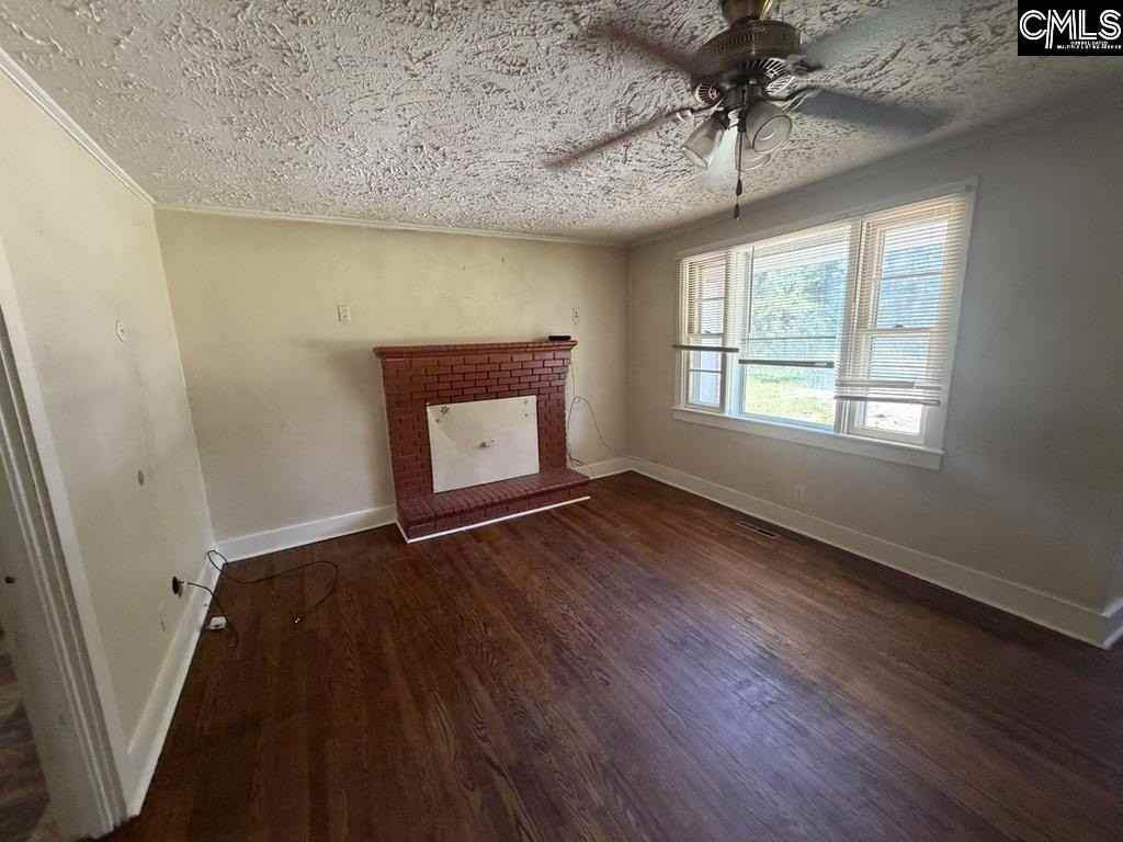 651 Lincoln Ave - Photo 2 of 11