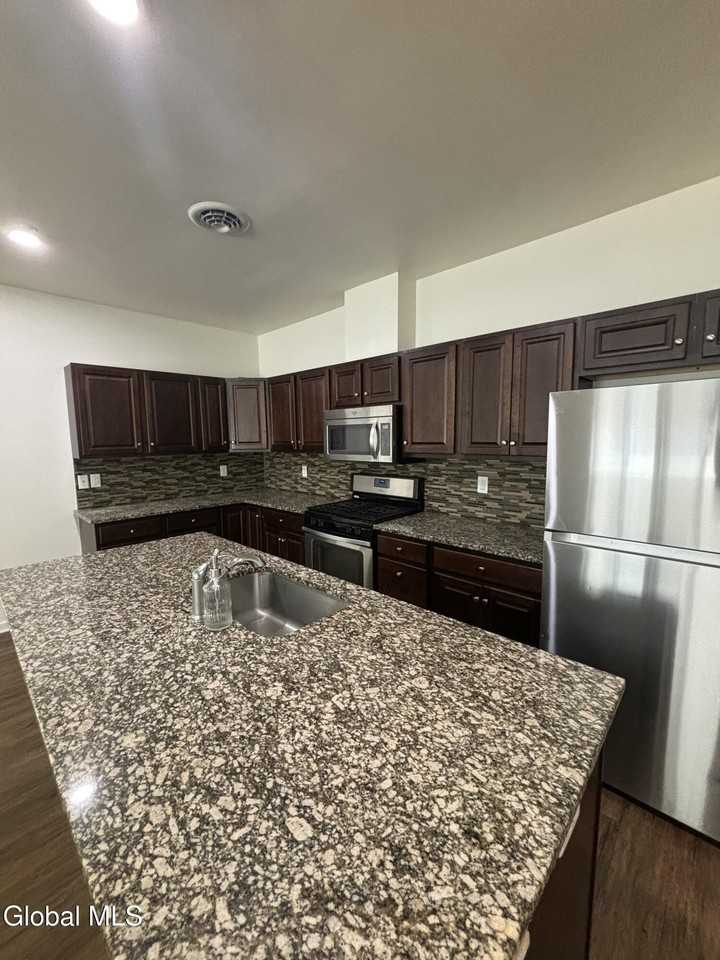 940 New Loudon Rd - Photo 3 of 14