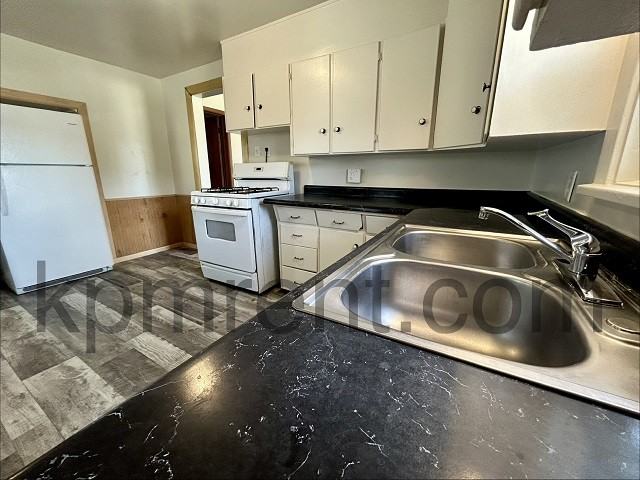 810 3rd Ave Nw #1 - Photo 4 of 22