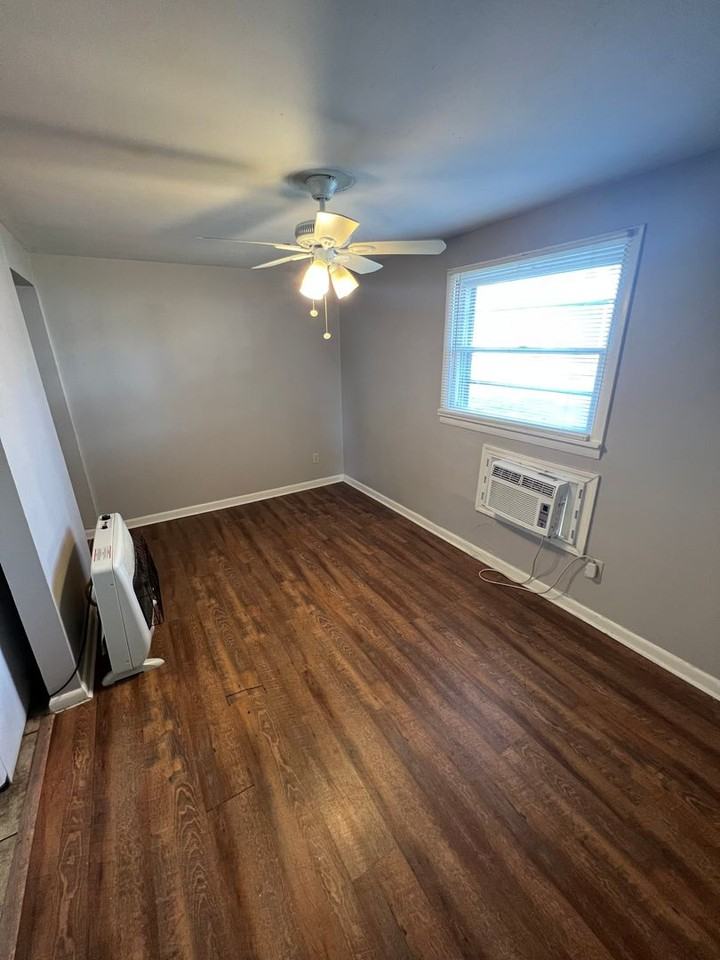 150 W Peach St - Photo 4 of 9