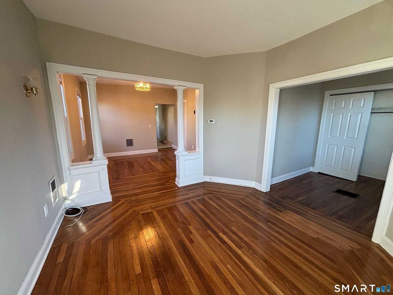 19 Darina Pl - Photo 5 of 22