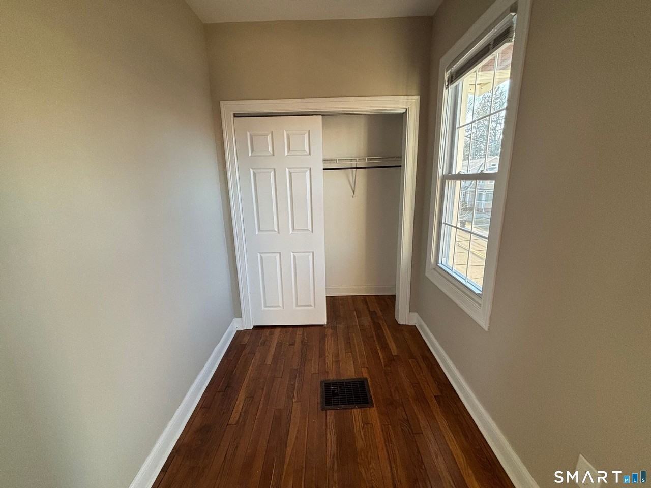 19 Darina Pl - Photo 6 of 22