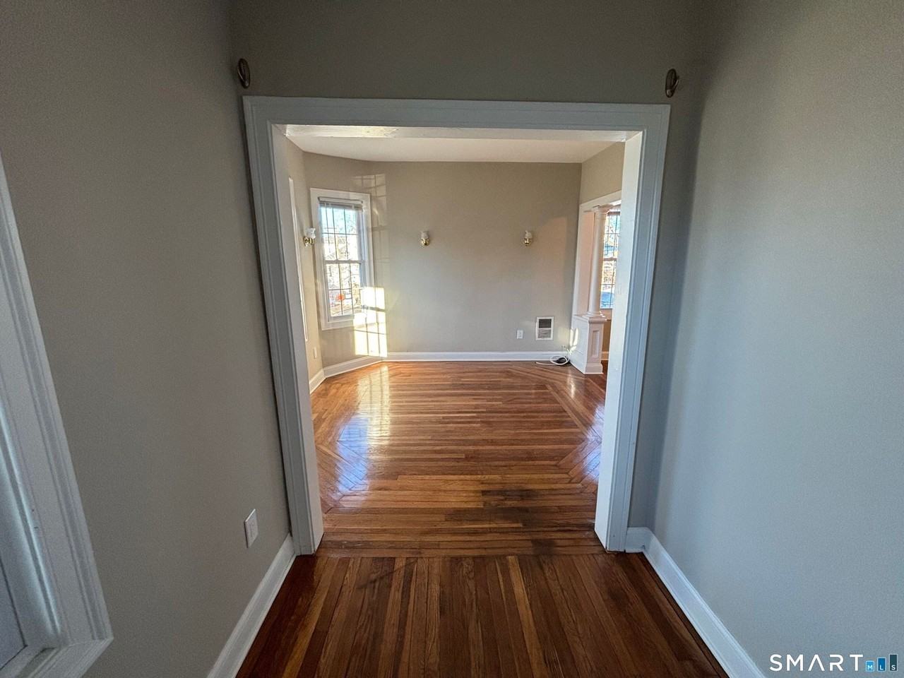 19 Darina Pl - Photo 7 of 22