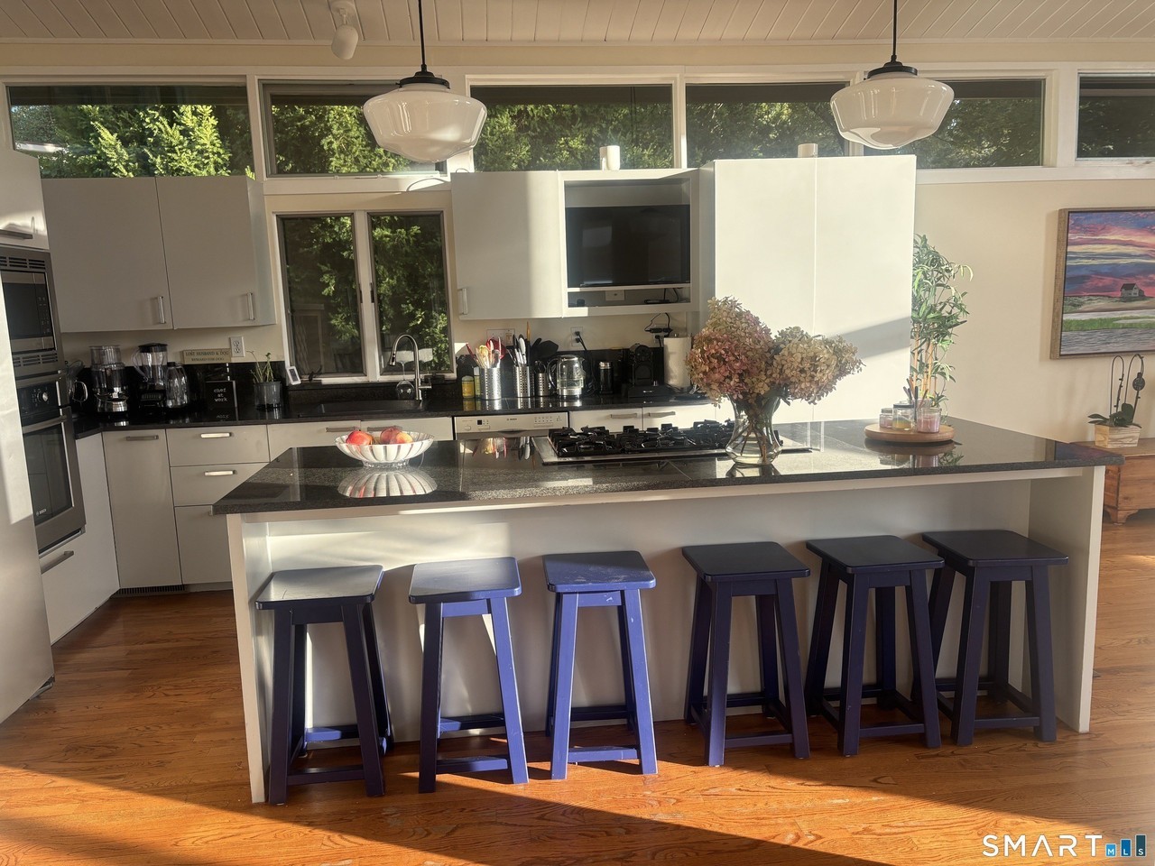22 Dock Rd - Photo 5 of 28