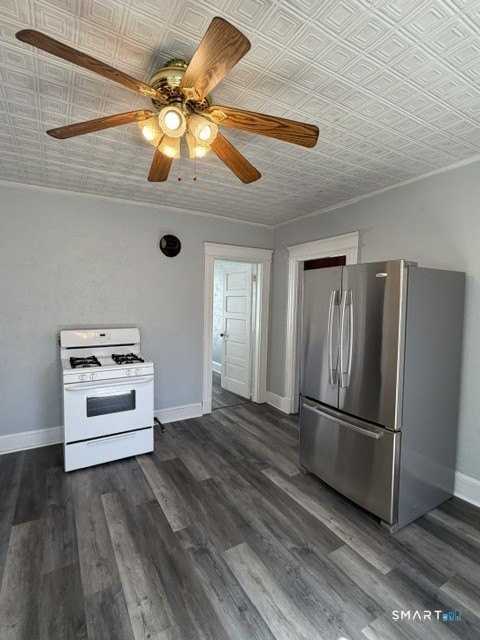 728 Highland Ave #2ndFL - Photo 5 of 31