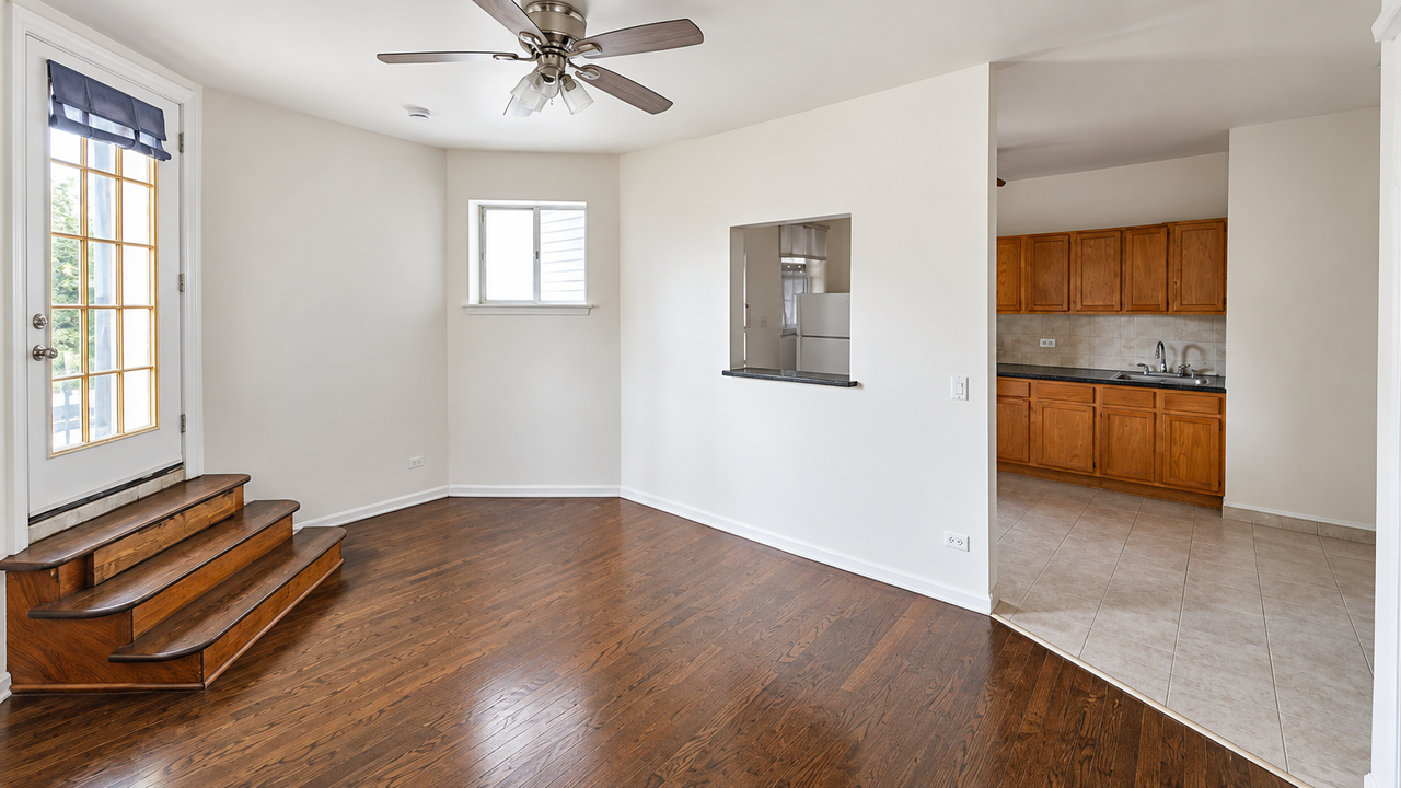 3133 W Augusta Blvd #1RE - Photo 2 of 9